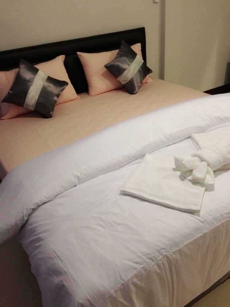 Lom La Lanta Hotel Koh Lanta Bagian luar foto