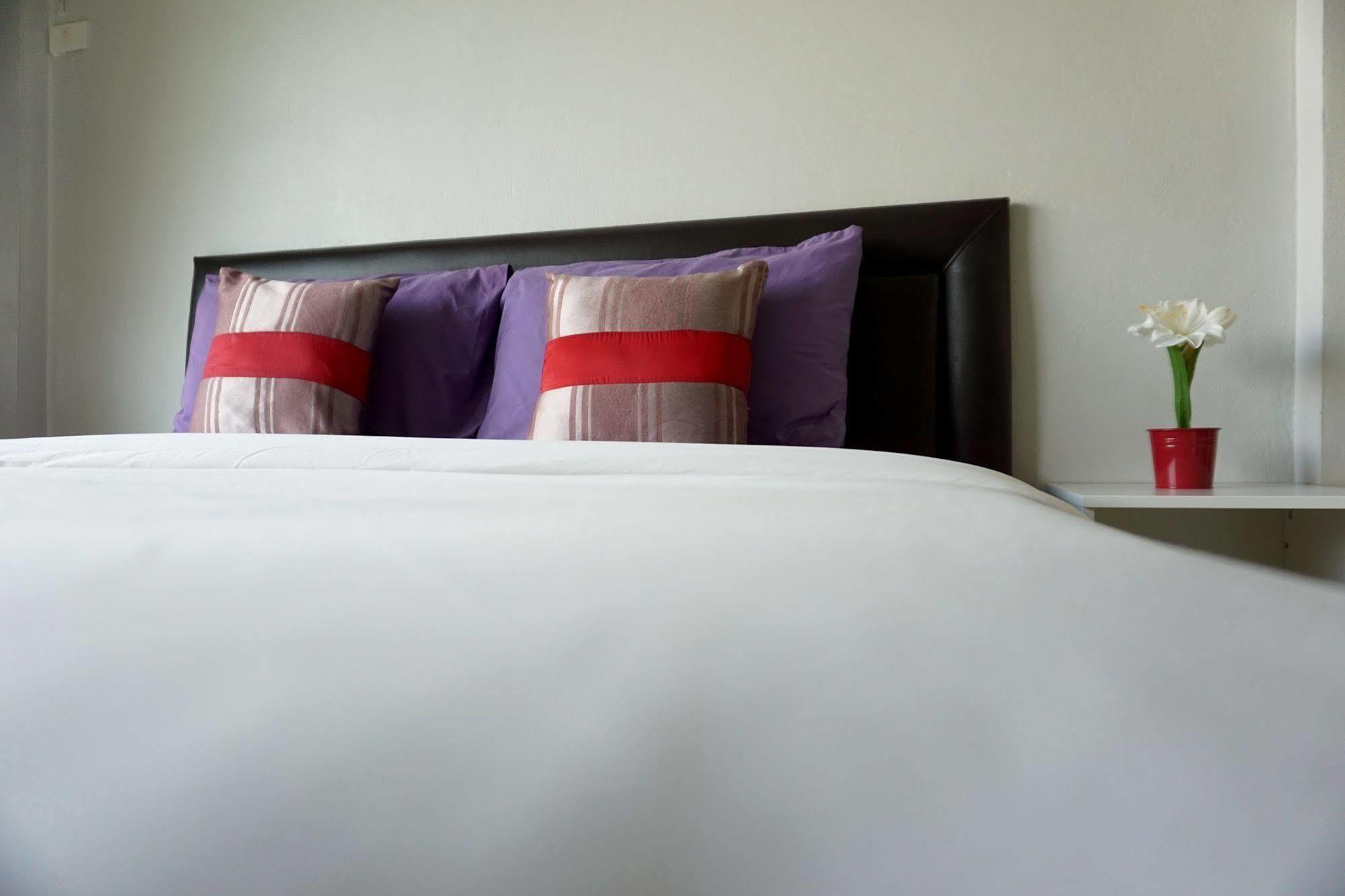 Lom La Lanta Hotel Koh Lanta Bagian luar foto