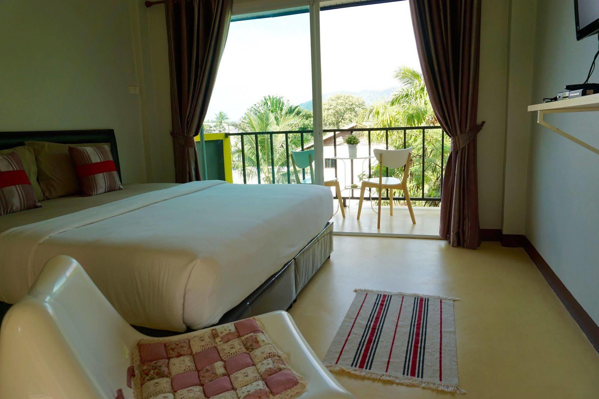 Lom La Lanta Hotel Koh Lanta Bagian luar foto