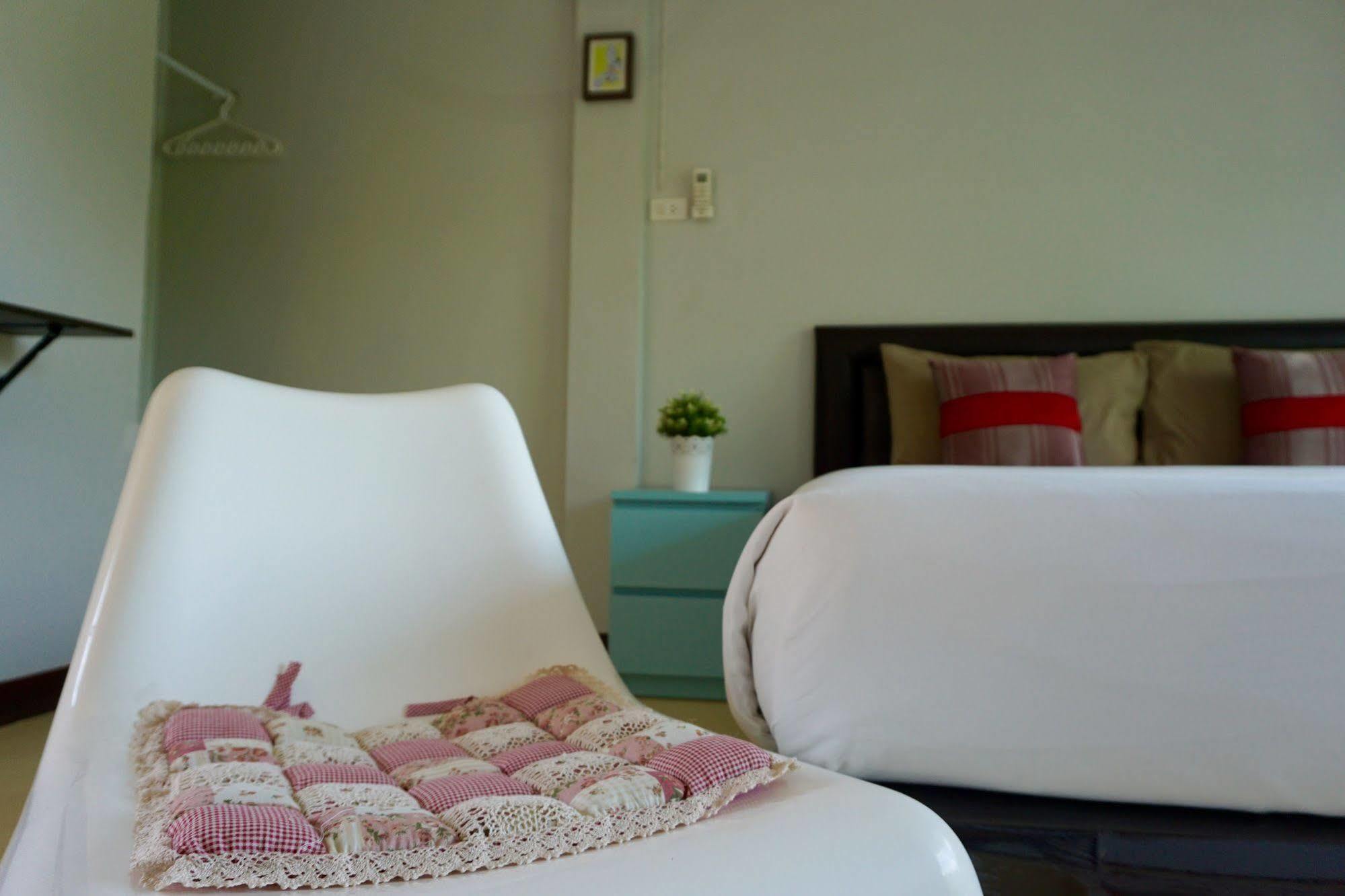 Lom La Lanta Hotel Koh Lanta Bagian luar foto