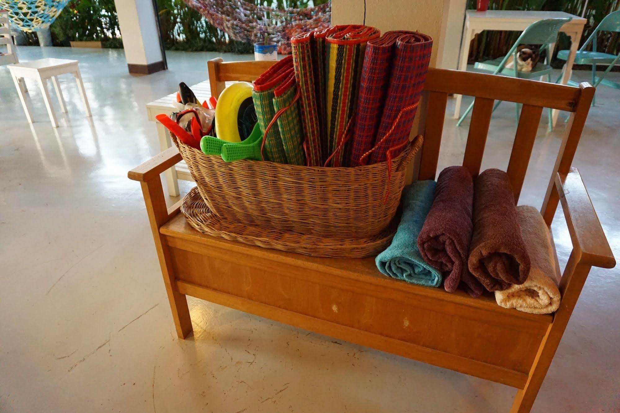 Lom La Lanta Hotel Koh Lanta Bagian luar foto