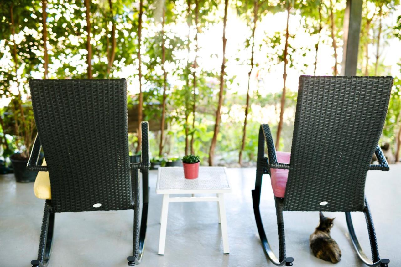 Lom La Lanta Hotel Koh Lanta Bagian luar foto